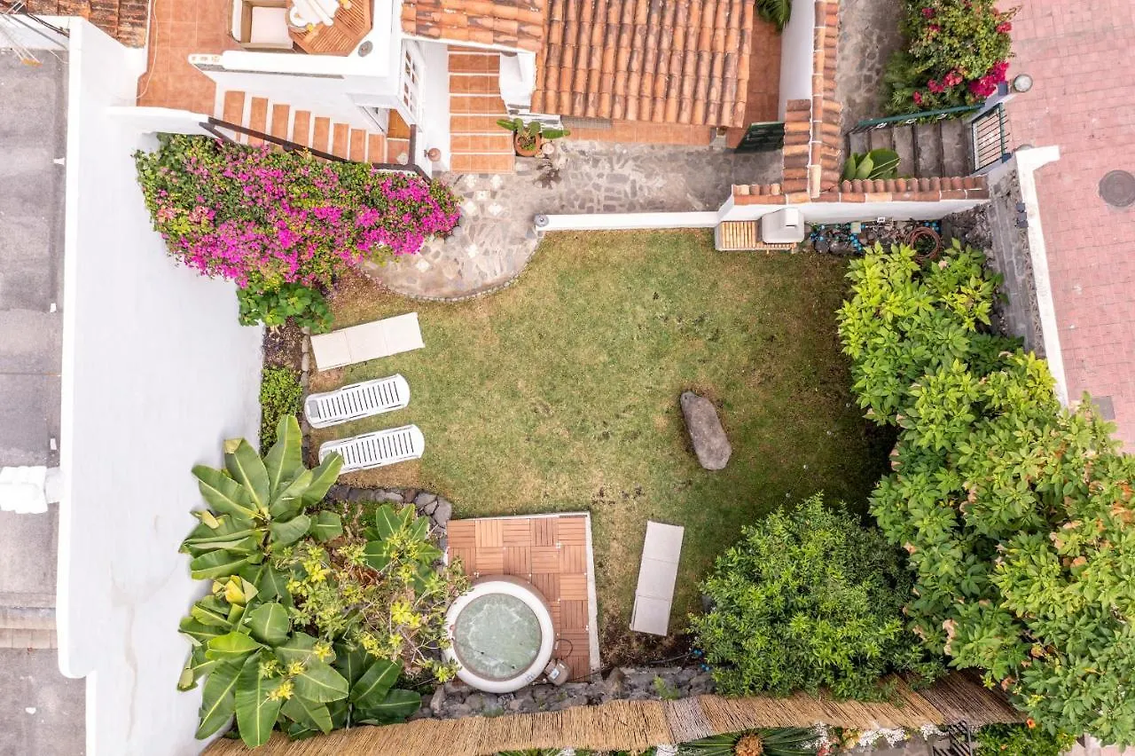 Holiday home Casa Buganvilla Hermigua Spain