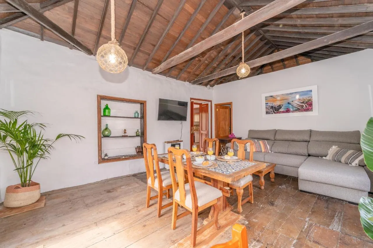 Casa Buganvilla Hermigua Spain
