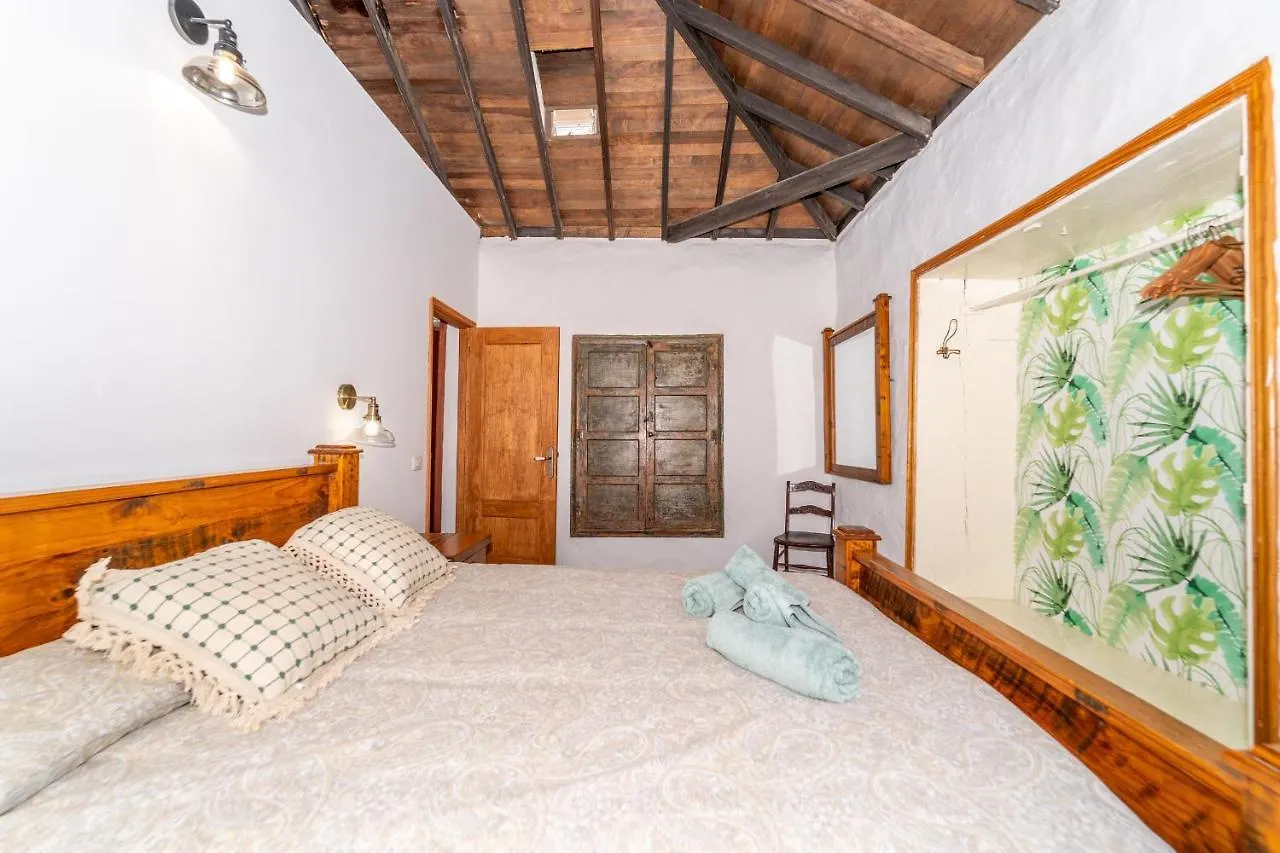 Holiday home Casa Buganvilla Hermigua